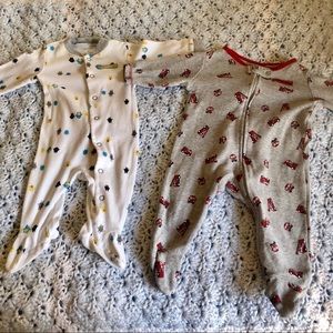 Carter’s two piece set